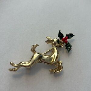 VINTAGE 1960's Holiday Holy Deer Pin
